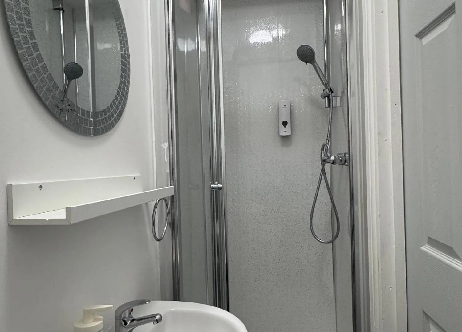 Newstead En-Suite Studios Nottingham Pensión